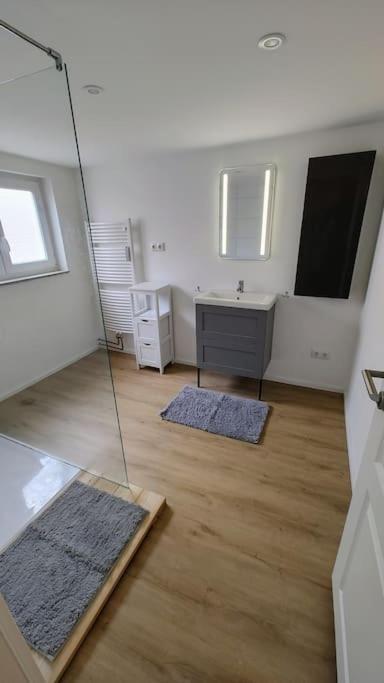 Ferienwohnung Resl - Geschmackvoll Renoviert & Zentral Im Historischen Schindelhaus Оберштауфен Екстер'єр фото