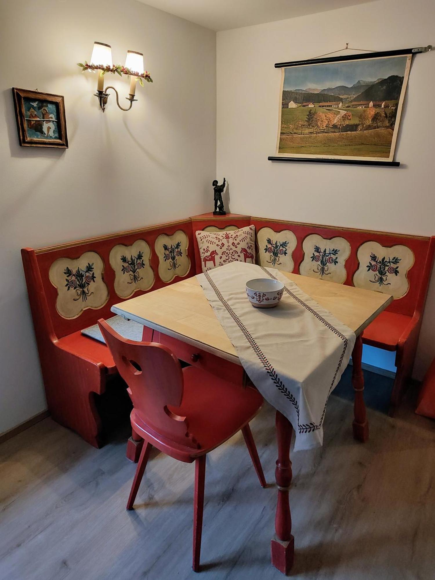 Ferienwohnung Resl - Geschmackvoll Renoviert & Zentral Im Historischen Schindelhaus Оберштауфен Екстер'єр фото